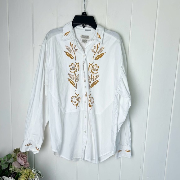 Vintage 80’s Banana Republic Travel & Safari Clothing Co. White Button Down… - Picture 1 of 10